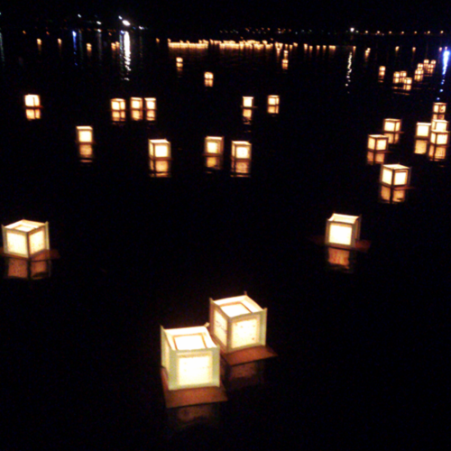 富士山温泉ホテル鐘山苑：灯篭流し１
