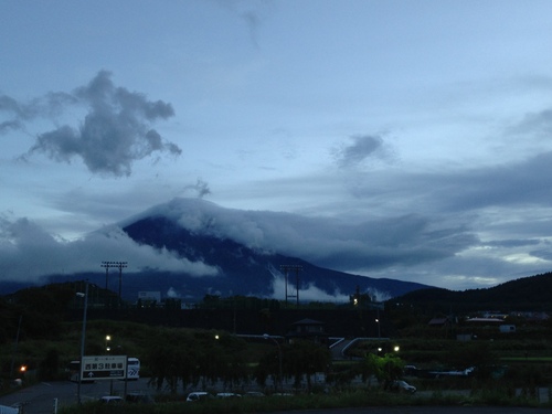 富士山温泉ホテル鐘山苑：富士山