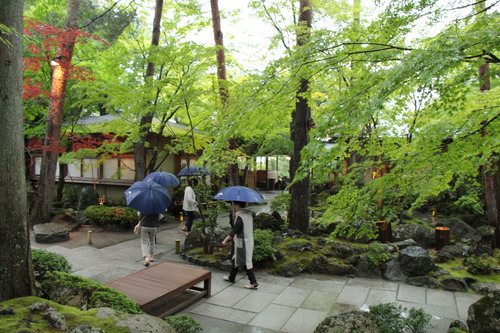 富士山温泉ホテル鐘山苑：庭園