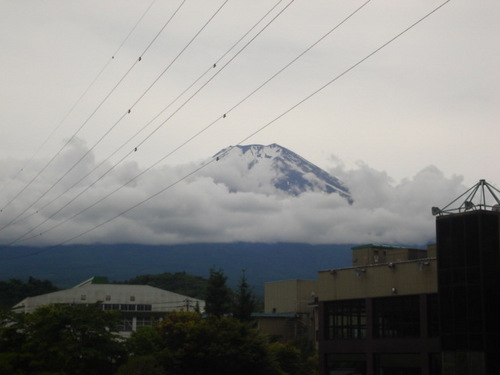 富士五湖温泉　前線通過と富士山豆知識