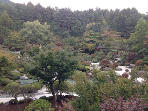 富士山温泉ホテル鐘山苑：庭園・紅葉